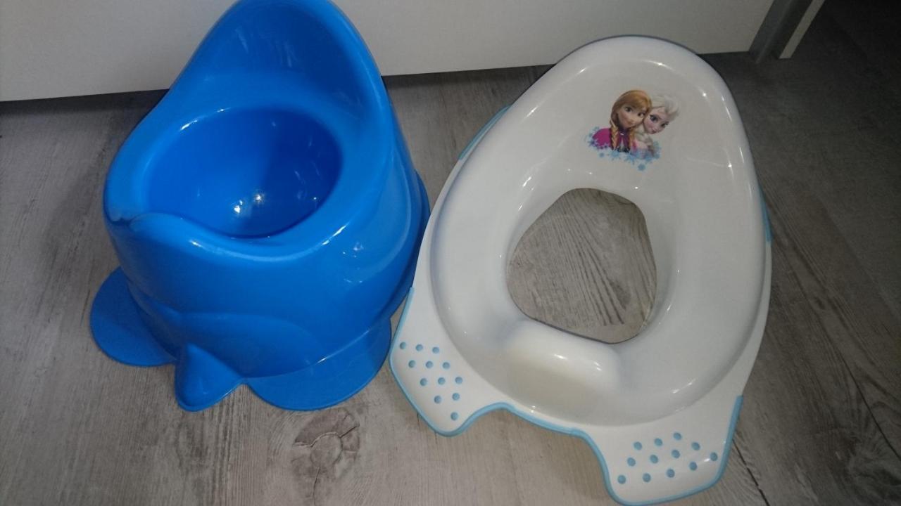 Ferienwohnung Mit Garten Und Spielplatz クリンゲンタール エクステリア 写真